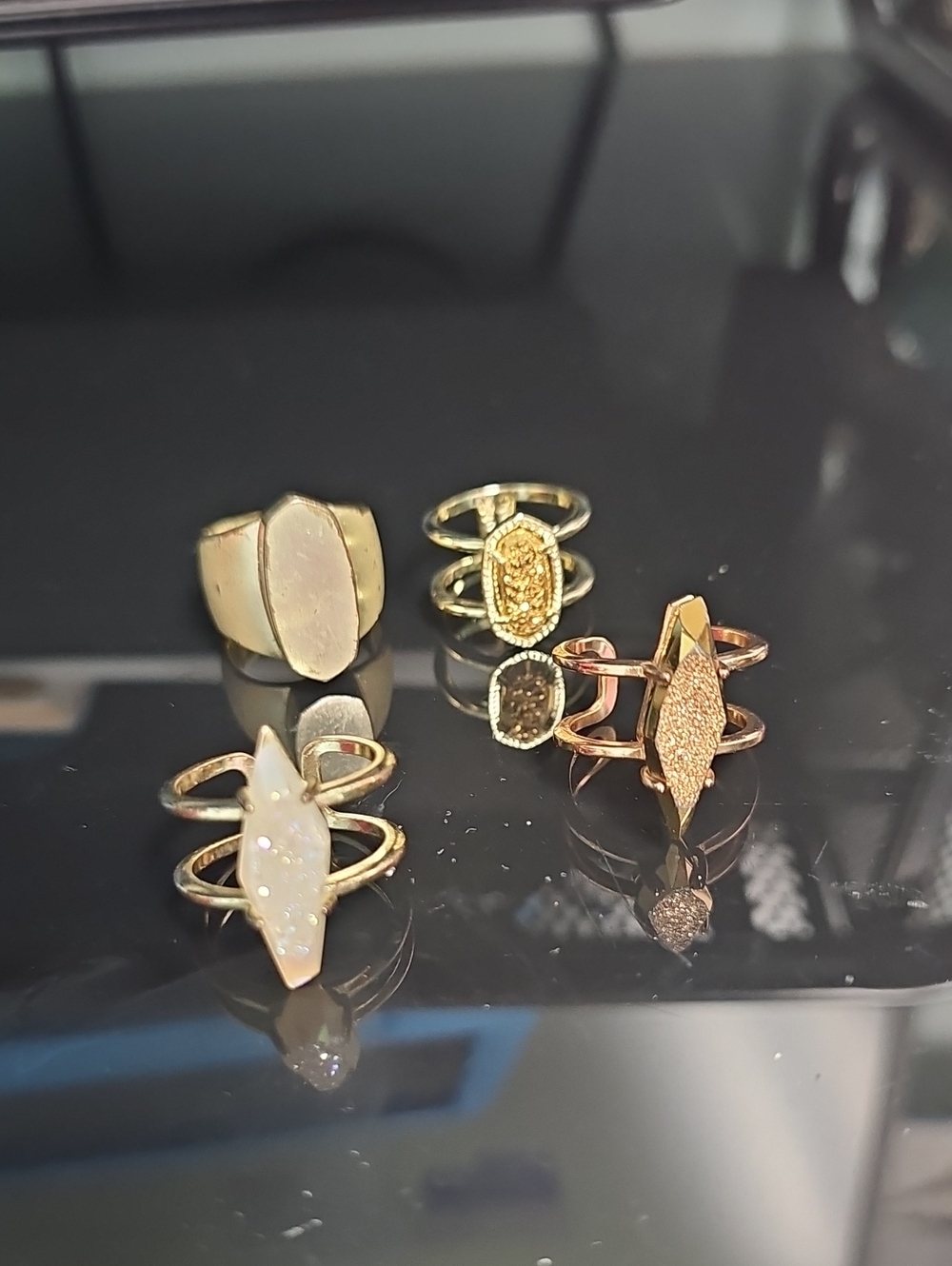 Kendra Scott Ringle Bundle, One Ring tarnished